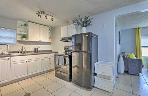 Sarasota House | Central Sarasota Home: 8 Mi to Siesta Key!