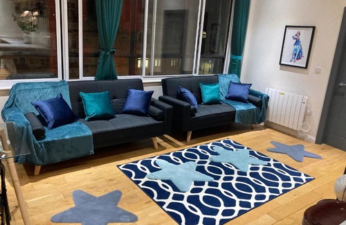 Sheffield City Centre Apartment | Central Sheffield 3BED 3BATH IV Pent-Apartment
