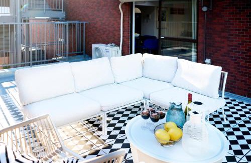 Kabukicho Apartment | Central Shinjuku apartment with beautiful city view 3stops to Shibuya
