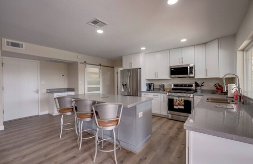 Raskin Estates House | Central Sonoran | Scottsdale Home | Heated Pool