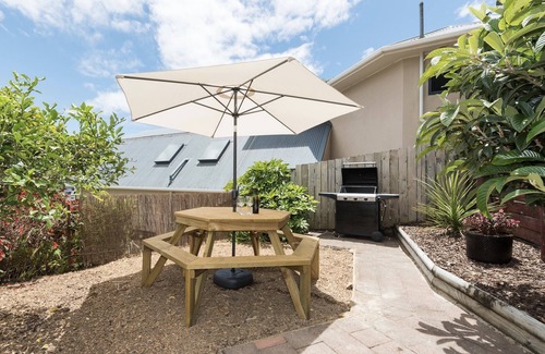 Paihia Cottage | Central Spacious Family House - Paihia House