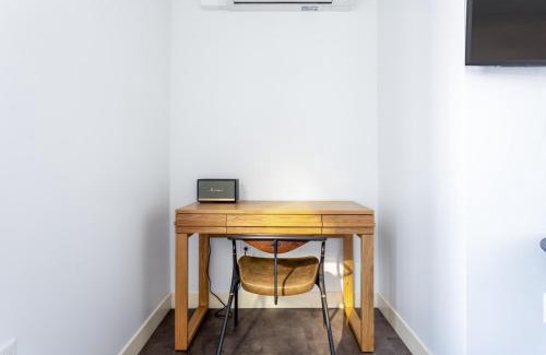 Central Square Apartment | Central Sq Studio w Doorman nr T Stop BOS-311