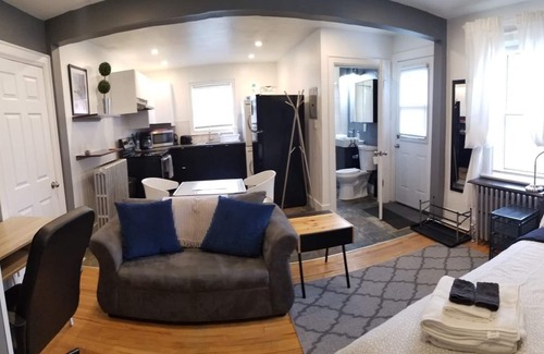 Sudbury Apartment | Central Studio --Ensuite Laundry -- Private entrance w/ deck #3