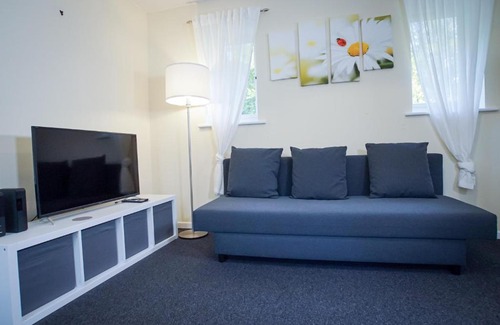 Newbury Apartment | Central studio in quiet area in Newbury, self check-in