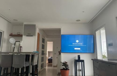 Racine Apartment | Central, terrasse, confortable - Bleue résidence