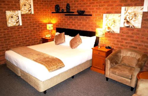 Yarrawonga Hotel | Central Yarrawonga Motor Inn