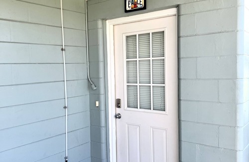 Winter Haven Apartment | *CentralLocated*PrivateKingSuitew/Bath, Washer&Dryer(Eagle)
