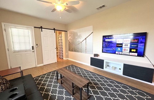 Winter Haven Apartment | *CentralLocated*PrivateKingSuitew/Bath, Washer&Dryer(Eagle)