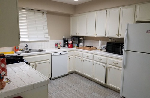 Alhambra House | Centrally Located 2 bedroom 1 bath Duplex
