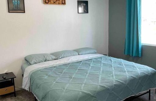 Billings House | Centrally located 2 bedroom, 1 bath home.