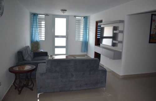 Cangrejo Arriba House | centrally located 3 bedrooms house fully equipped