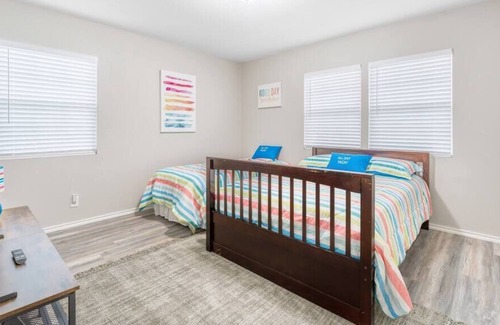 Shearer Hills - Ridgeview House | Centrally Located 3/2 Minutes from Airport