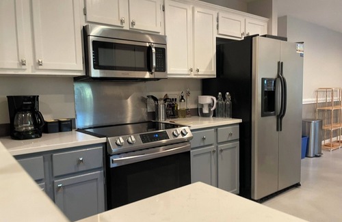 North San Antonio - SAT House | Centrally located 4bed & 2.5bath