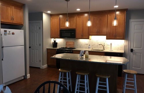 Otis Apartment | Centrally Located Berkshire Getaway Perfect for Any Season