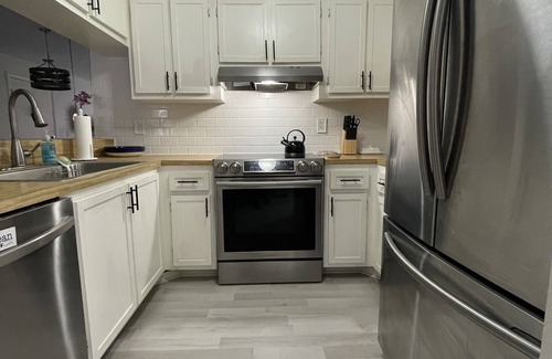 Sarasota Springs Condo | Centrally located Condo, Sarasota Fl 34232