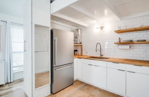 West Campus Condo | Centrally Located Condo near UT & Pease Park
