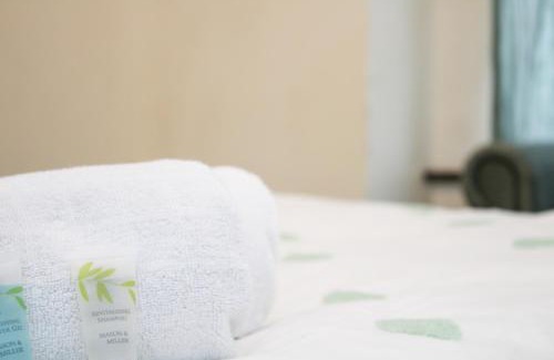 Shirley House | Centrally located double rooms