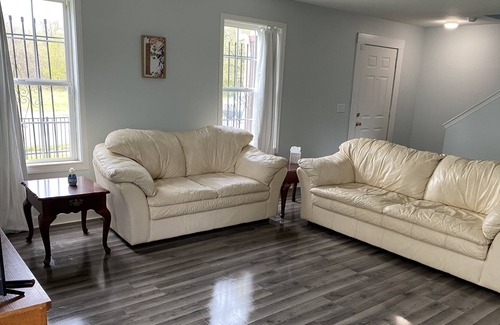 Downtown Toledo House | Centrally Located Home