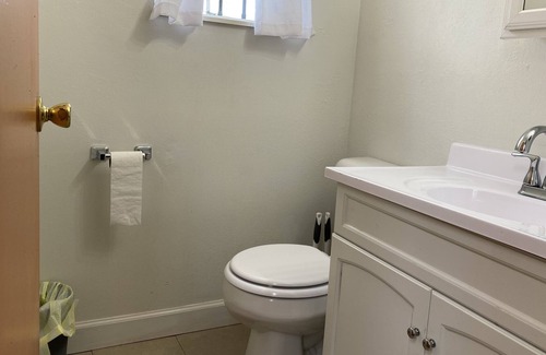 Downtown Toledo House | Centrally Located Home