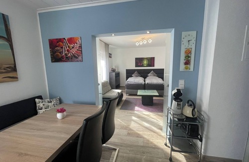 Leverkusen Condo | Centrally located in Leverkusen, modern furnished chic city apartment with service