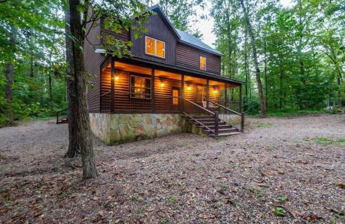 Broken Bow House | Centrally Located Lux Cabin with Hot Tub, Fire Pit, EV Outlet