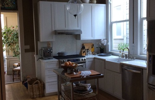 Fillmore District Apartment | Centrally Located Historic Flat in San Francisco