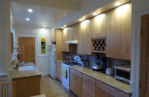 Castro District Apartment | Centrally located: restaurants, shopping, transport, convenience, walking
