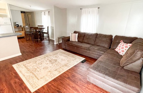 Claiborne House | Centrally Location 3 bedroom