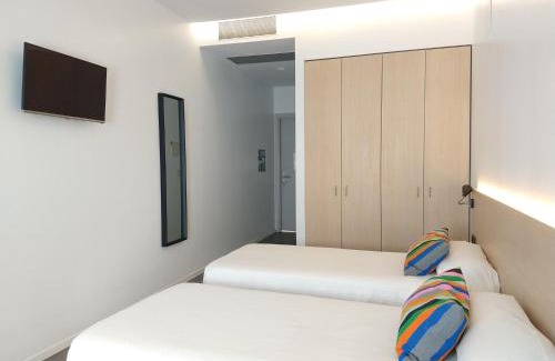 El Prat de Llobregat Hostel | Centre Esplai Albergue