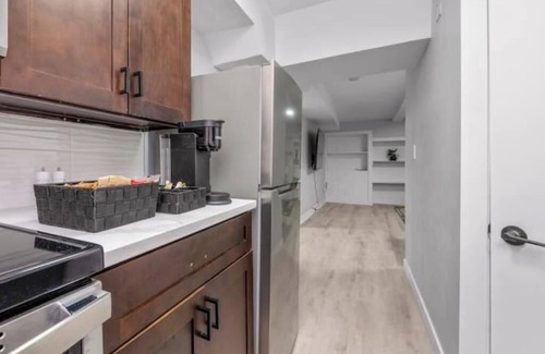 Highland Park House | Centre Street 4 bed Entire Suite 04