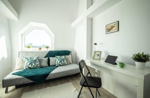 Srodmiescie Apartment | Centric Rooftop 4 bedroom apartment