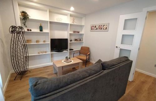 Aviles Apartment | Centro nuevo con parking gratis LasMeanas