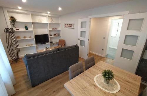 Aviles Apartment | Centro nuevo con parking gratis LasMeanas