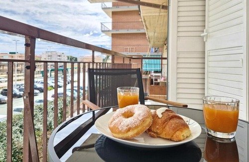 San Benedetto del Tronto Apartment | Centro Wi-Fi Train Station near the sea