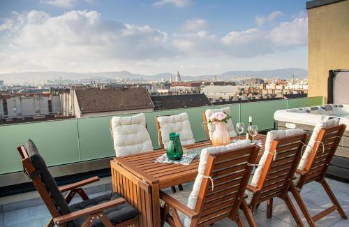 Csarnok negyed Apartment | Centropolitan Penthouse II Jacuzzi II FreeParking
