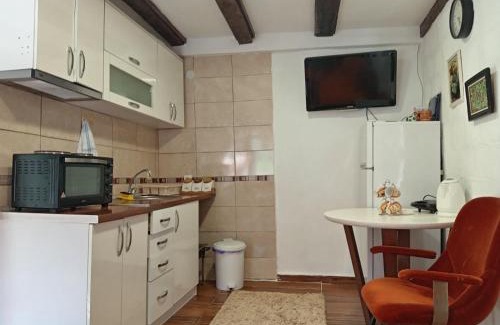 Karuc House | centuries old Ethno House Đurović