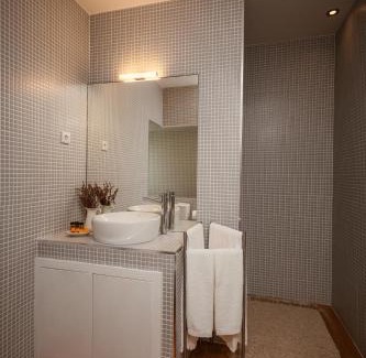 Cossourado Hotel | Cerquido by NHôme
