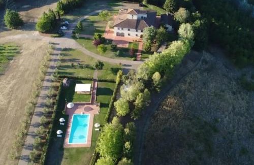 Capraia e Limite House | Certopiano Villa con piscina