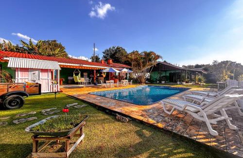 Mairinque House | Chácara com piscina, churrasqueira, WiFi e quadra
