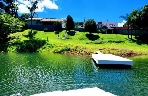 Capitolio House | Chácara Gazotti Beira Lago