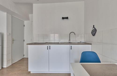 Chateau-Thierry Apartment | Château Émeraude, T2 hypercentre, Terrasse, Charme et détente