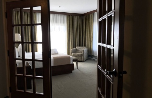 Sept-Iles Hotel | Château Arnaud