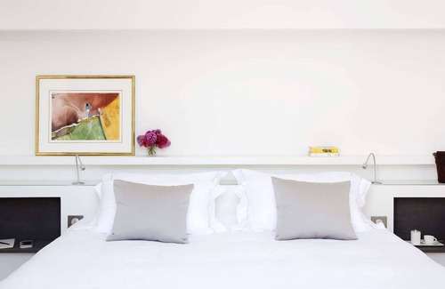 Autignac Bed & Breakfast | Château Autignac