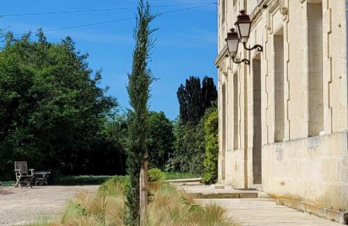 Queyrac Villa | Château Bernon Gite 15 Personnes - piscine et SPA
