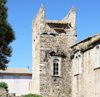 Agel House | Château d'Agel gite
