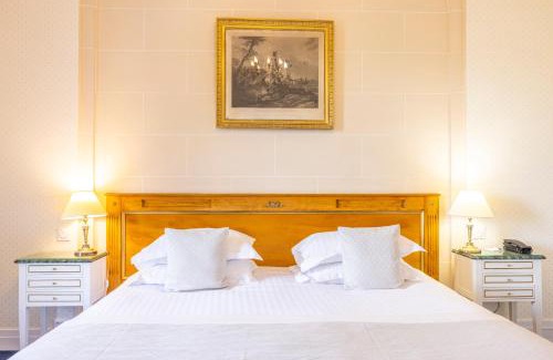 Montbazon Hotel | Château D'artigny