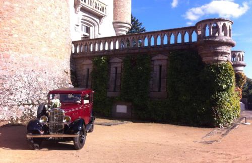 Busset Bed & Breakfast | Château de Busset