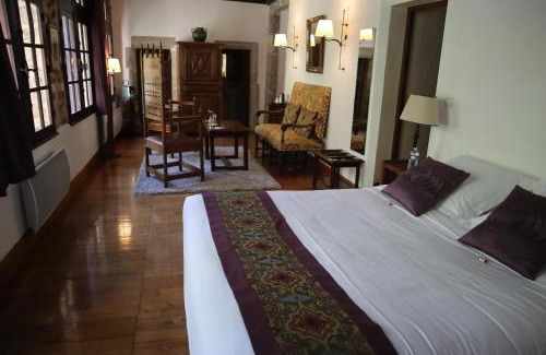 Laval-du-Tarn Hotel | Château De La Caze Piscine & Spa - Ste Enimie