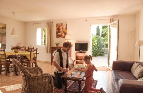 Marcorignan House | Château de la Motte - Entre Narbonne et le Canal du Midi