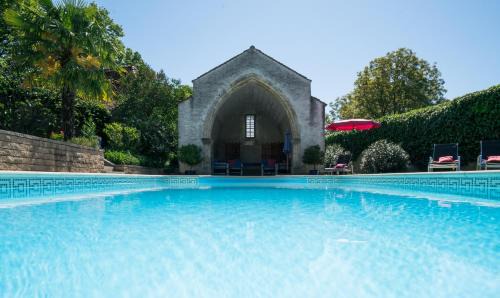 Mathod Bed & Breakfast | Château de Mathod Chambres d'hôtes